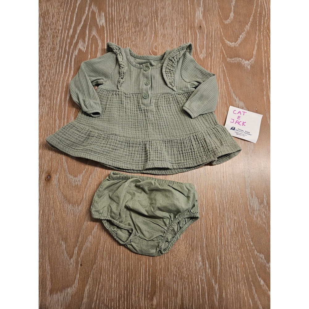 Cat and jack baby girl dress 3-6 mos